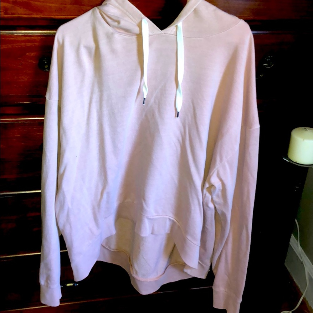 High low hooded sweatshirt